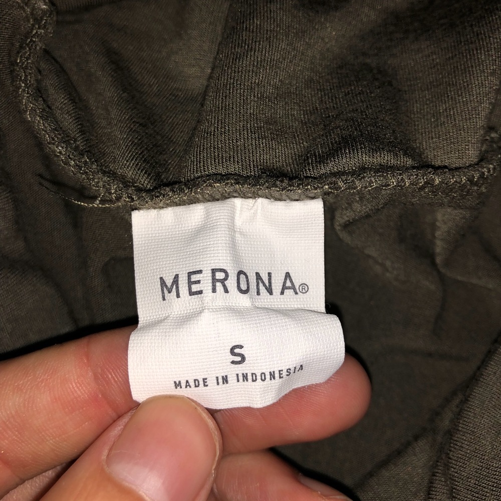 Merona skirt (size small, 32 inches long)